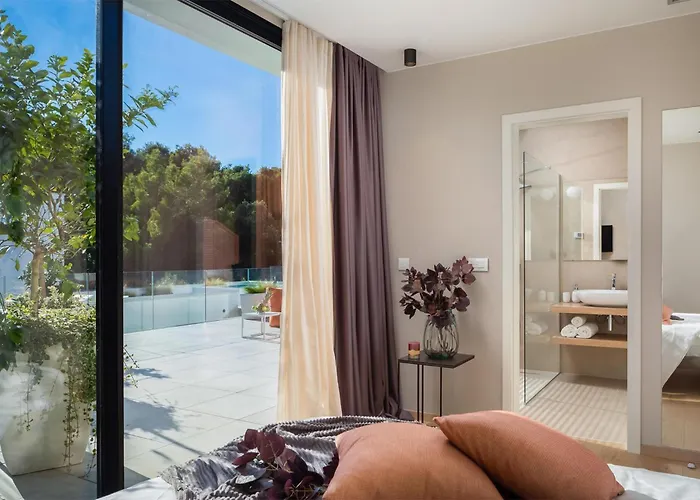 Amber * פאקוסטאן